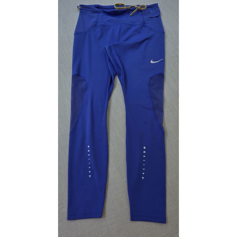 nike dryfit Womens leggings Sz. Large With Mesh